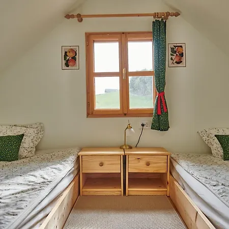 Vakantiehuis Tri Estate, A Piece Of Paradise In Kozjansko